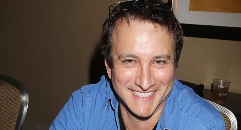 Bronson Pinchot Wife