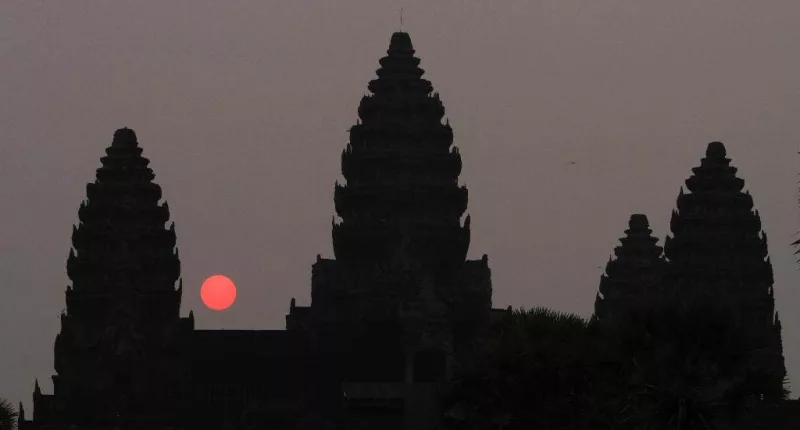 Cambodia opens new international airport near historic Angkor Wat