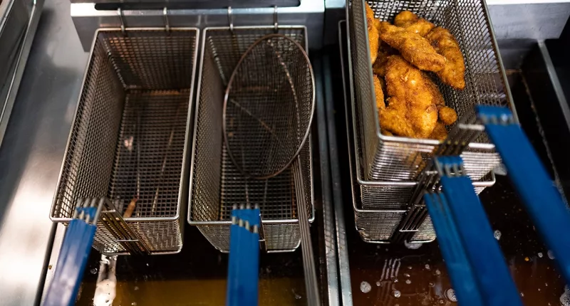 Chick-fil-A bandits steal hundreds of gallons of cooking oil in repeat heists: report