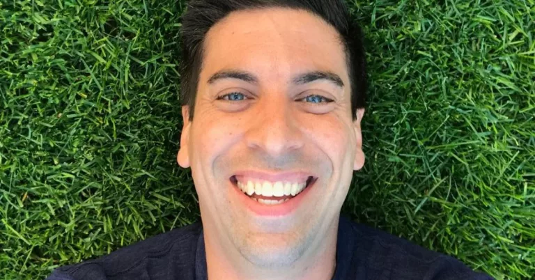 Chris Snow Parents: Meet Father Robert And Mother Linda Snow