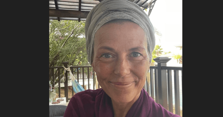 Danielle Van T Schip Kinderen: Meet Her 2 Children Davey And Estelle