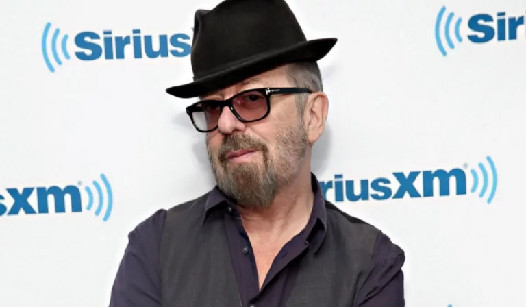 Dave Stewart Walking Stick: What Is Wrong With His Leg?