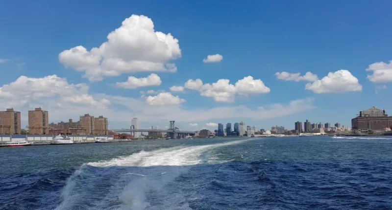 Desperate search for missing teen continues in New York City river