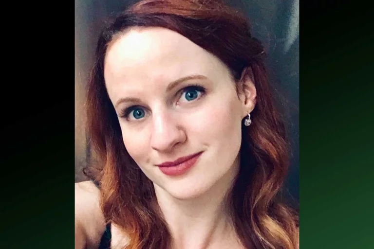 Doctor Who Specialized in Poison Jailed for Allegedly Giving Wife Fatal Gout Medicine Dose