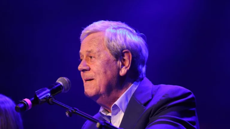 Does Ray Martin Wear A Wig? Health Update 2023