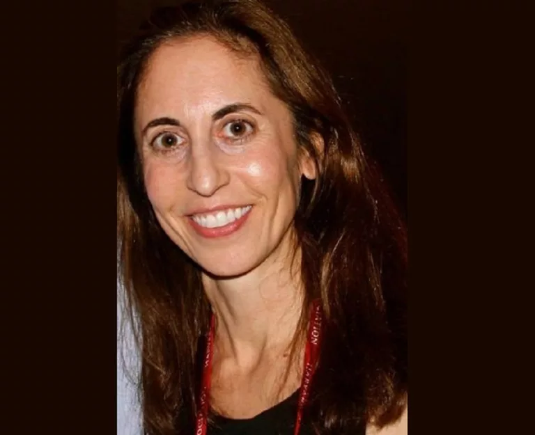 Elizabeth Hirschhorn Accident News: Lawsuit Against Two