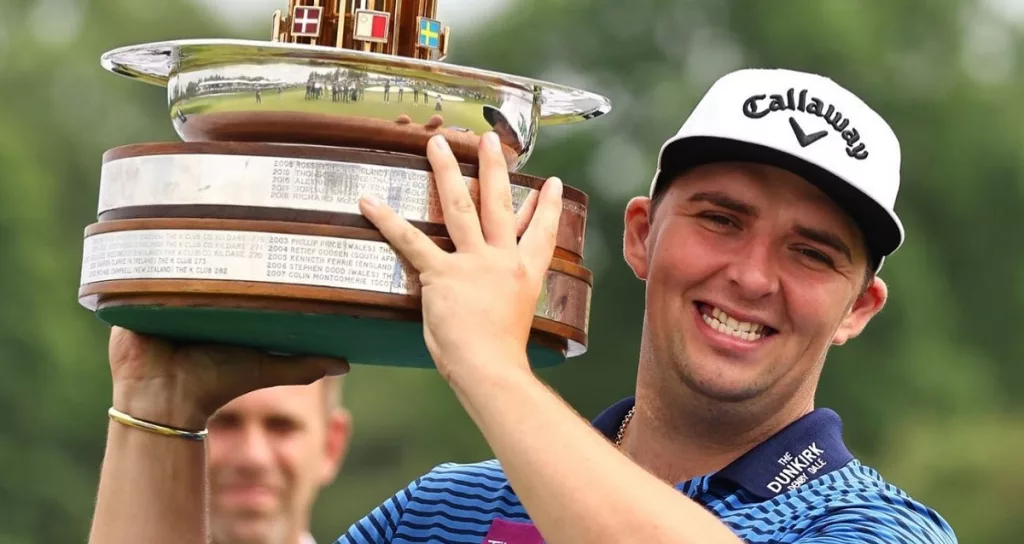 Marcus Armitage Wife