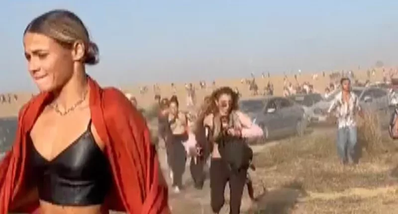 HITCHENS: There is one thing Israel can do to avoid a trap by Hamas