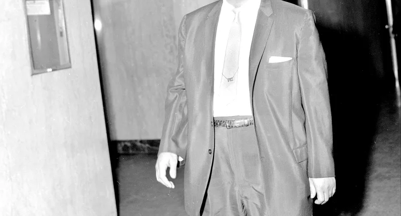 Paul Castellano was assassinated by the order of fellow mobster John Gotti