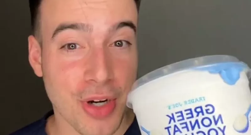 I'm a doctor - this is why you should never mix berries with dairy