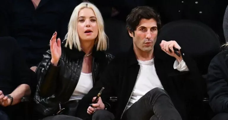 Is Ashley Benson Weight Gain Linked To Embarazada? Before & After