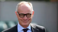 is crispin blunt related to james blunt