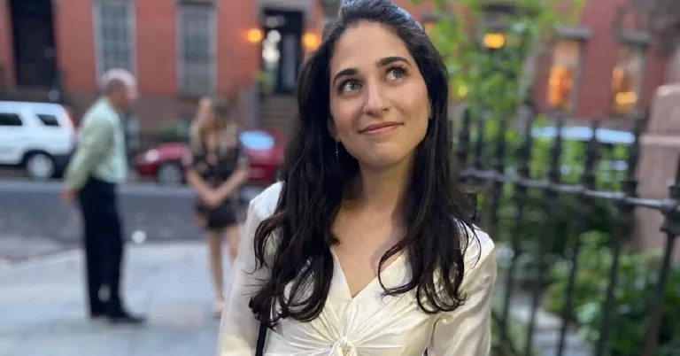 Is Molly Hurwitz Pregnant 2023? Boyfriend And Relationship