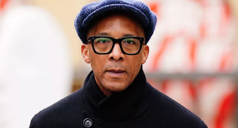 Jay Blades admits 'crying in front of another man' saved him from a total breakdown