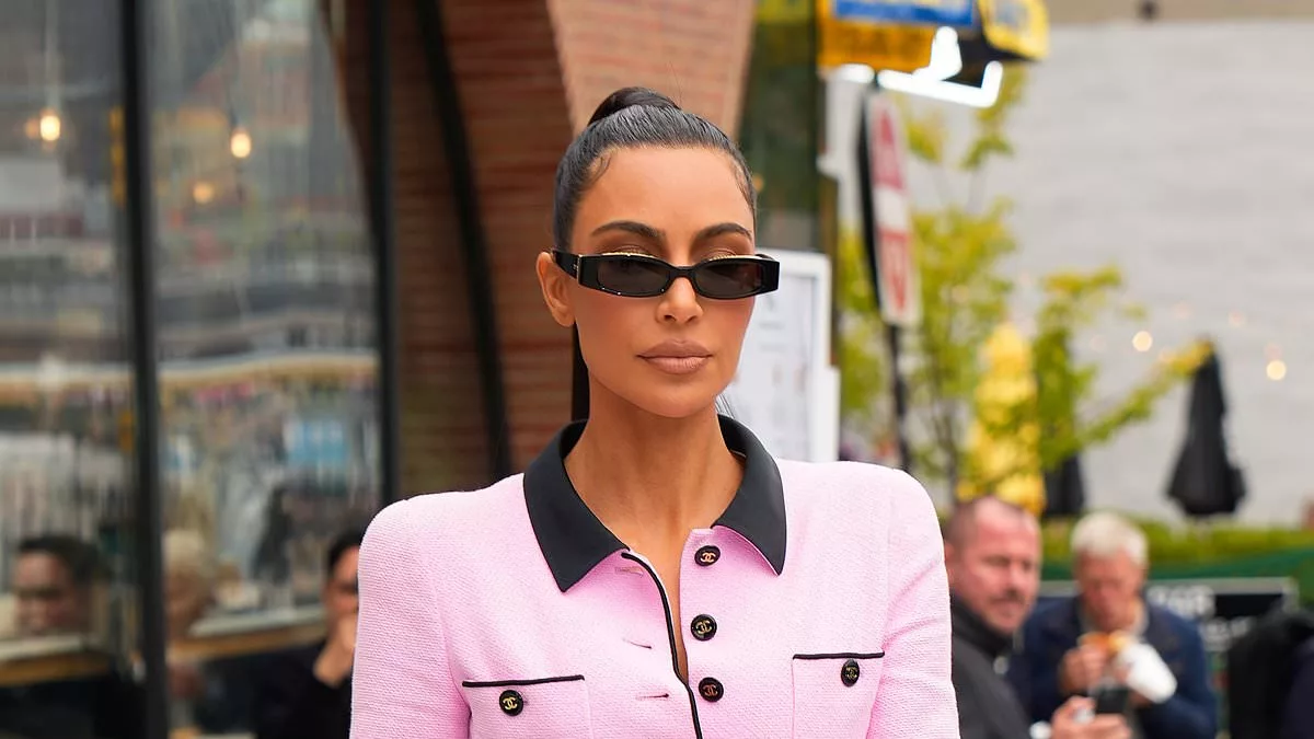 Kim Kardashian shows up for JURY DUTY to California courthouse