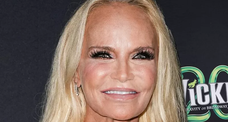 Kristin Chenoweth and Idina Menzel reunite at Wicked event in NYC