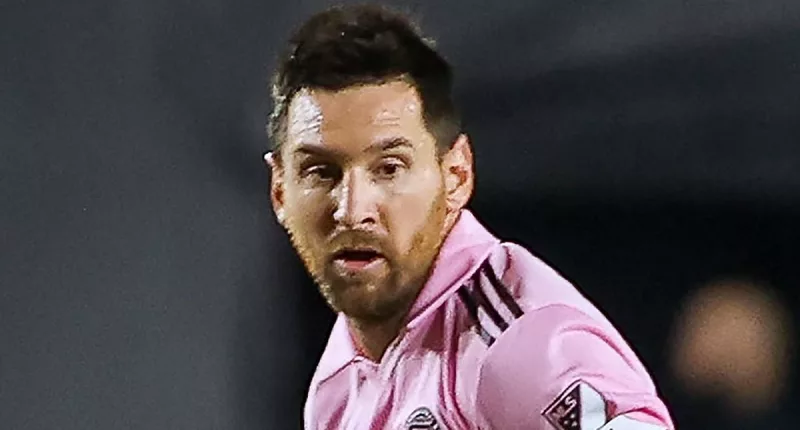 Lionel Messi STARTS for Inter Miami in final game of the MLS season