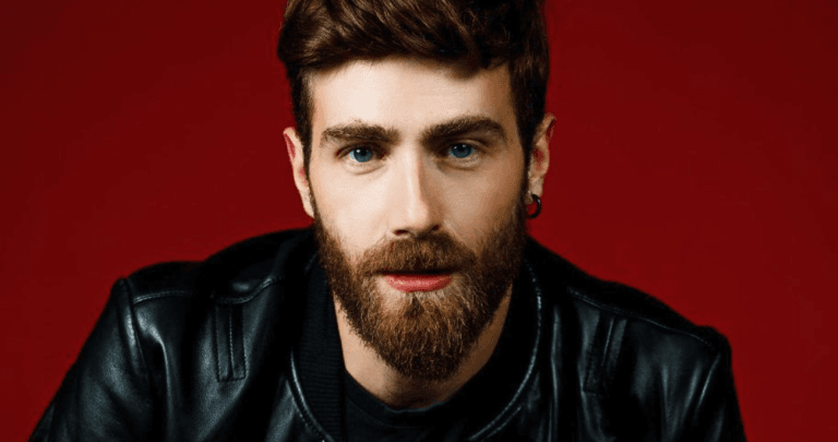 Lorenzo Licitra Fidanzato: Is He Gay? Engagement News