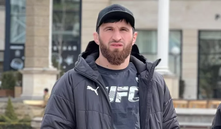 Magomed Ankalaev Religion: Is He Muslim? Family Ethnicity