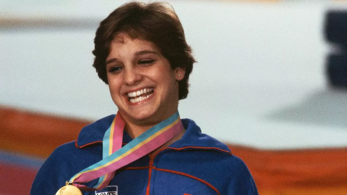 Mary Lou Retton has 'scary setback' with pneumonia, says daughter