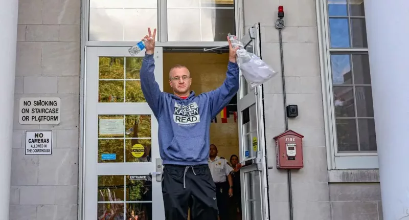Massachusetts shells 'Turtleboy' blogger with criminal charges in First Amendment fight