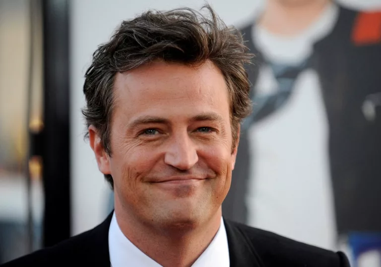 Matthew Perry Girlfriend 2023: Kids And Family Members