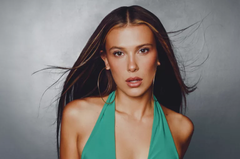 Millie Bobby Brown has boiled down social circle to handful of trusted friends: ‘Nobody’s allowed in!’