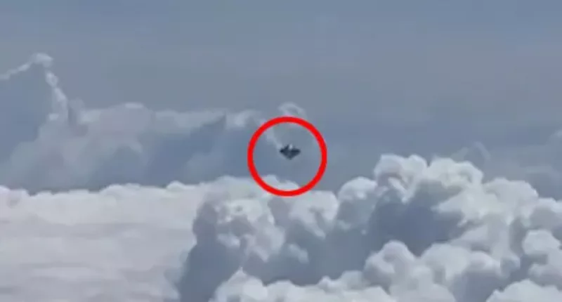 The chilling footage shows a UFO 35,000ft in the air