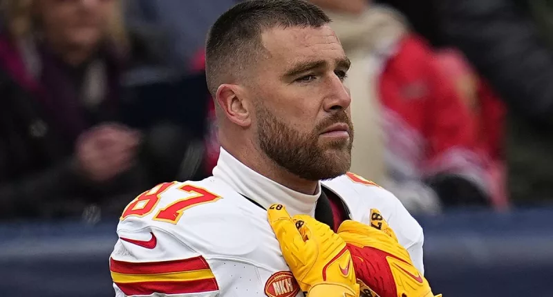 No Taylor Swift, BIG problem for Travis Kelce and the Chiefs!