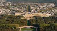 Palace of Versailles is evacuated due to bomb threat