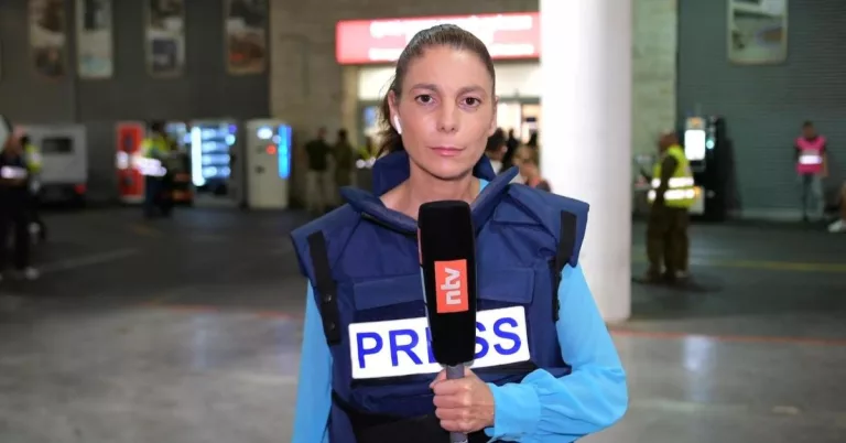 Raschel Blufarb Wikipedia And Alter: Family And Net Worth