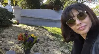 Robert De Niro's daughter visits grave of son after overdose at 19