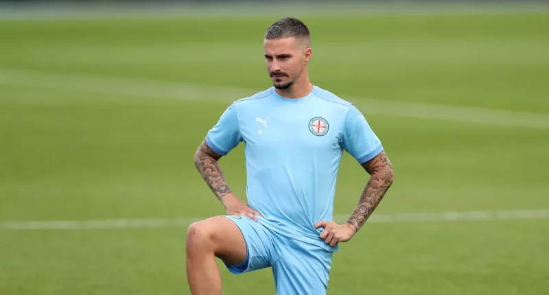 Jamie Maclaren Wife