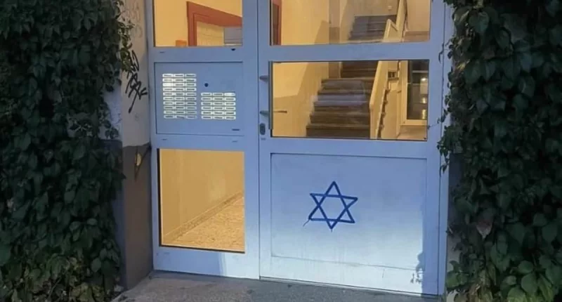 Star of David is graffitied on Jewish homes in Berlin
