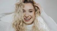Stylists Say These 10 Shampoos for Thin, Curly Hair Won’t Weigh Strands Down or Dry Them Out