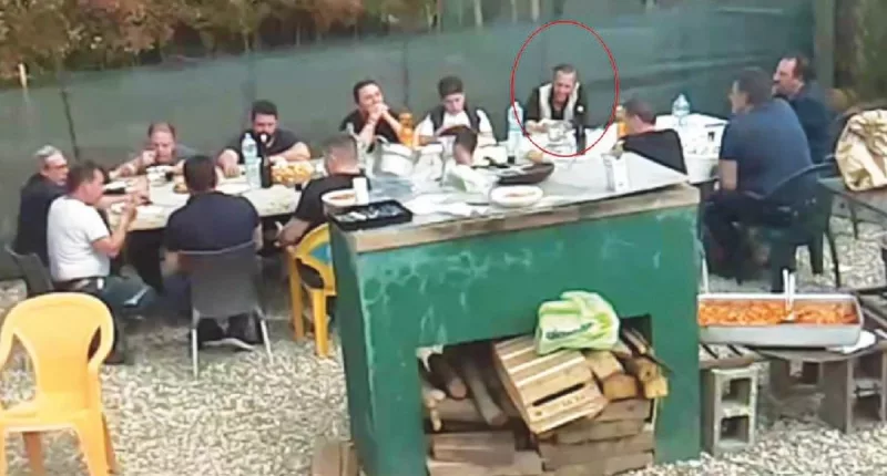 'Super mafia' fears as Italy's three powerful mobs 'seen sharing meal'