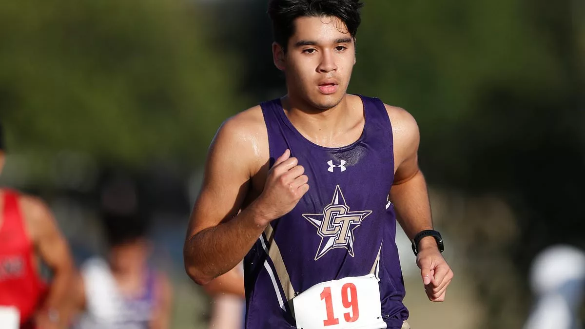 Texas high schooler, 16, collapses and dies at cross country meet