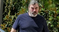 Tom Selleck ditches trademark mustache for full beard
