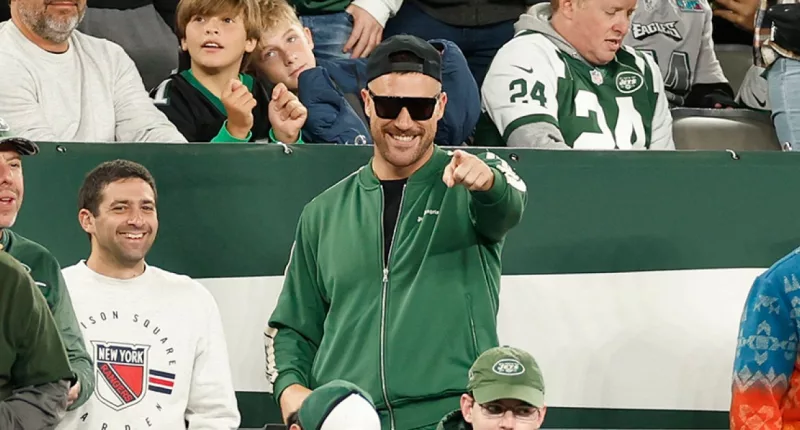 Travis Kelce Attends Eagles Game Solo to Cheer on Jason Kelce