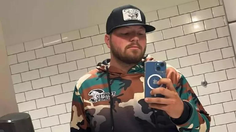 Trevor Clark Death: CEO Of Vivid Vision Painting Obituary