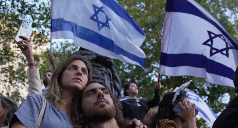 UK children warned to hide Jewish identity as antisemitic incidents skyrocket amid war in Israel: report