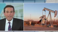 US oil production at record high crossing 13 million barrels