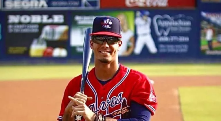 Vaughn Grissom Parents: Father Anthony And Mother