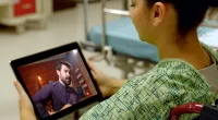 Virtual music sessions help lift patients' spirits