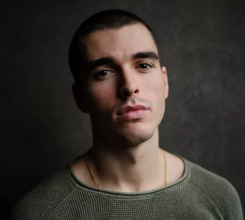 What Is English Actor Corey Mylchreest Parents Nationality?