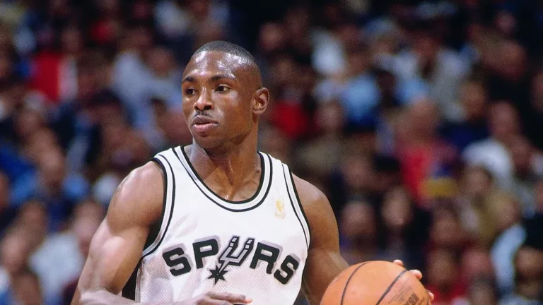 Who Is Cassandra Johnson? Avery Johnson Wife Married Life