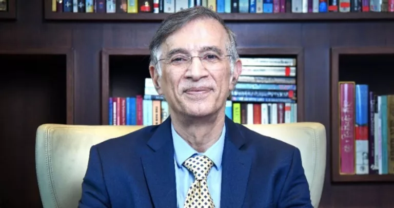 Who Is Kamal Hiranandani Niranjan Hiranandani Wife?