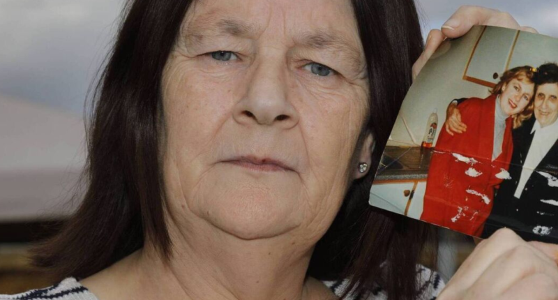 Tina Satchwell Sister