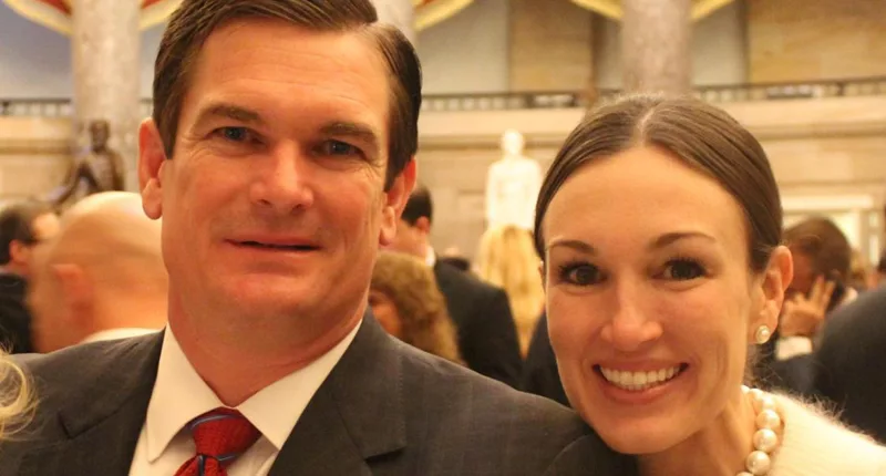 Austin Scott has been married to his wife Vivien since 2005
