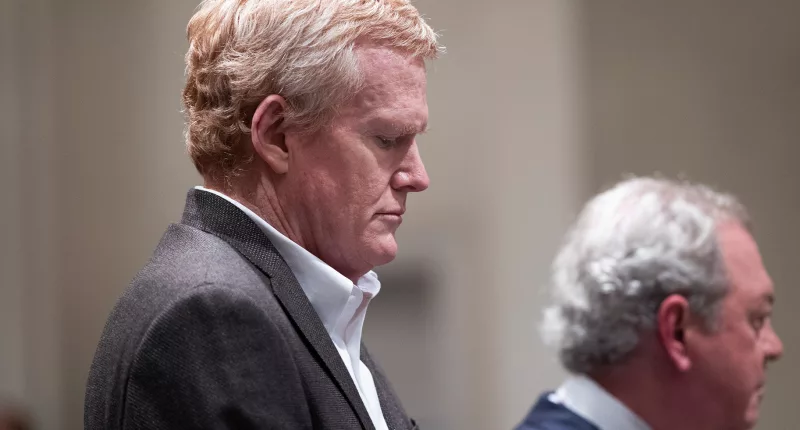 Alex Murdaugh stands in the courtroom